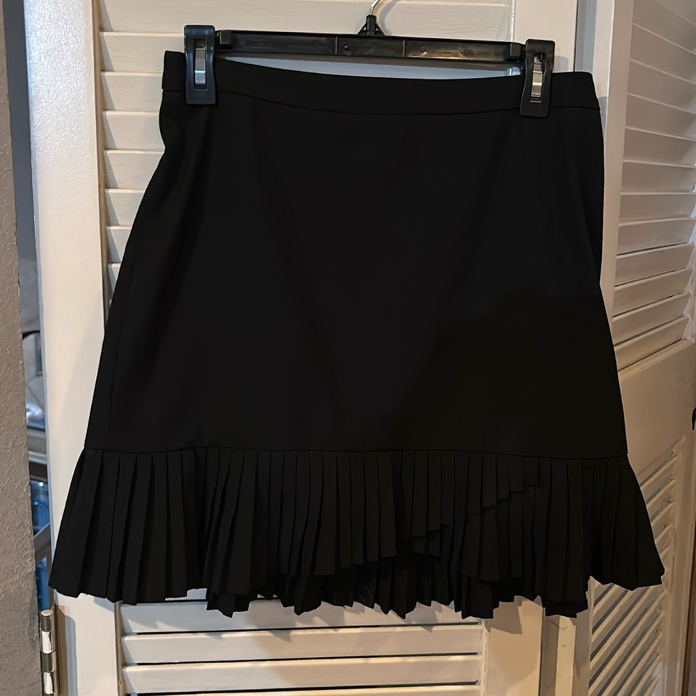 The Likited black mini skirt ruffle hem Sz 6